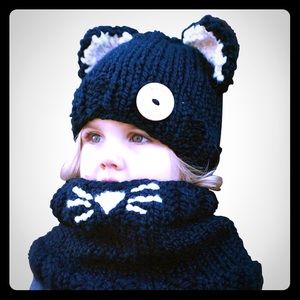 Hand Made Baby Hat & Scarf
